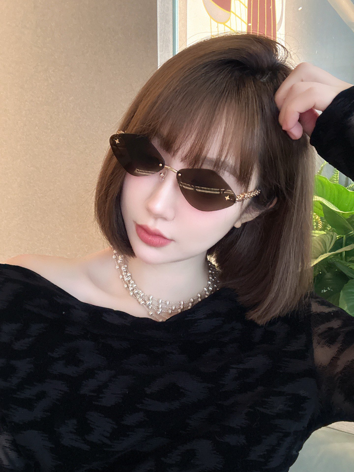 LOUIS VUITTON
MOD：Z2139U
Size：61口14 145
