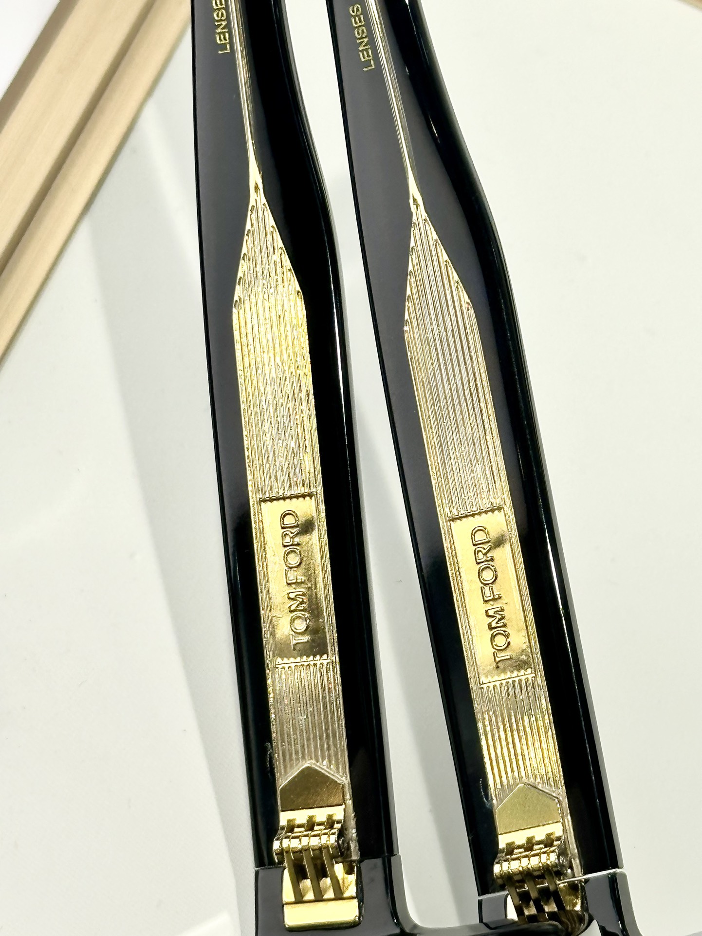  𝐓𝐎𝐌 𝐅𝐎𝐑𝐃
MOD：FT1203
size：54口19-135
