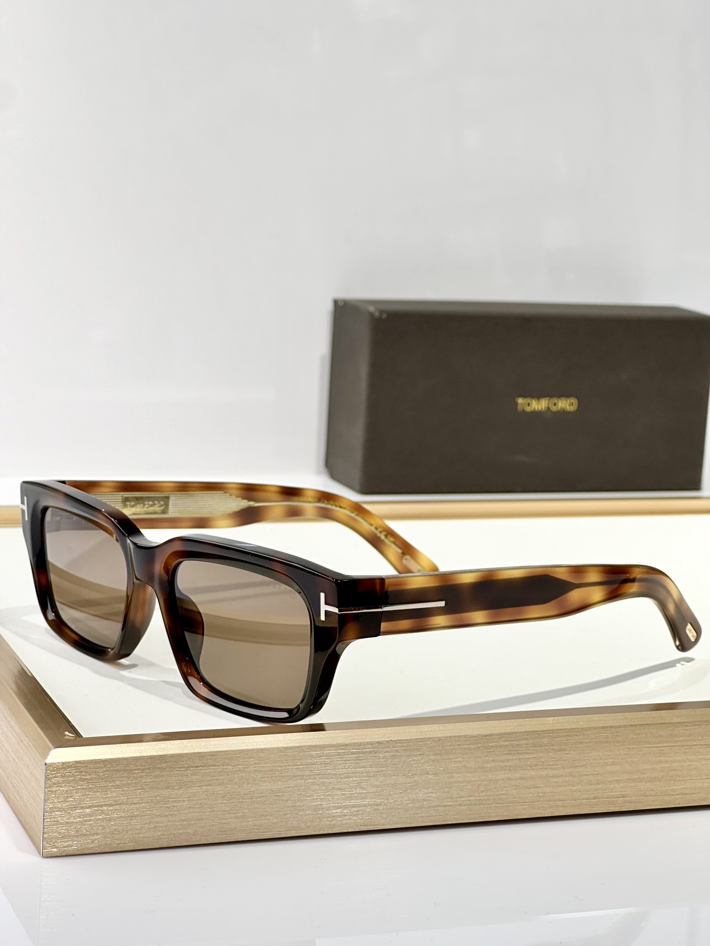  𝐓𝐎𝐌 𝐅𝐎𝐑𝐃
MOD：FT1203
size：54口19-135

