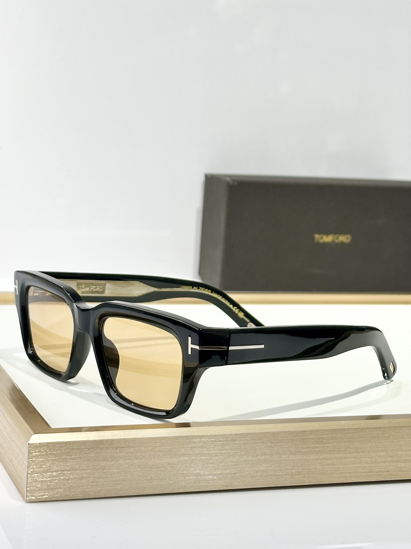  𝐓𝐎𝐌 𝐅𝐎𝐑𝐃
MOD：FT1203
size：54口19-135
