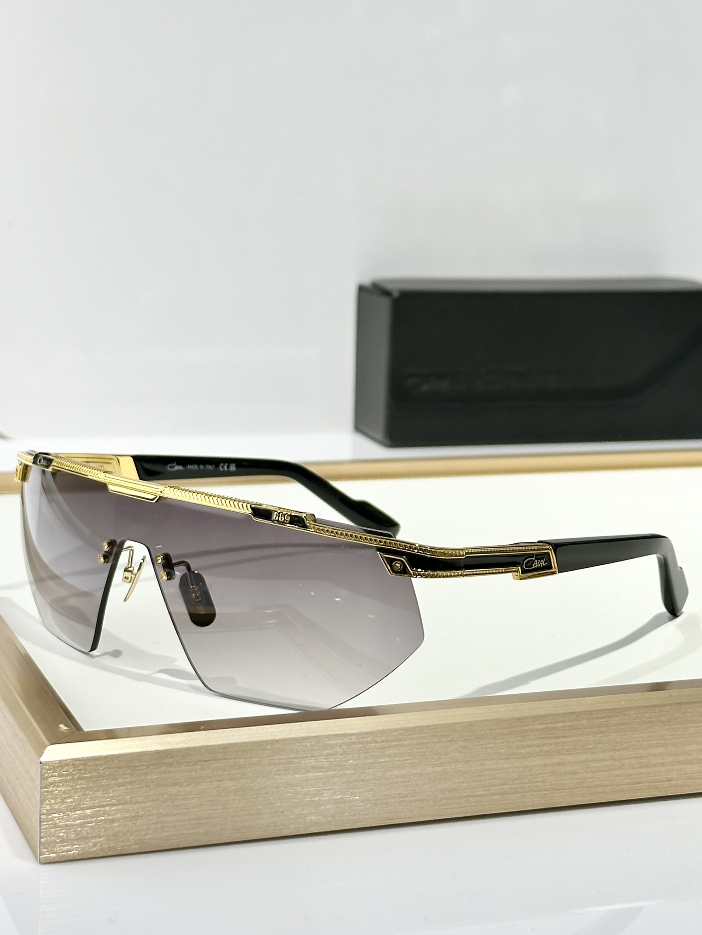  Cazal
MODEL：M889
SIZE：158口0-135
