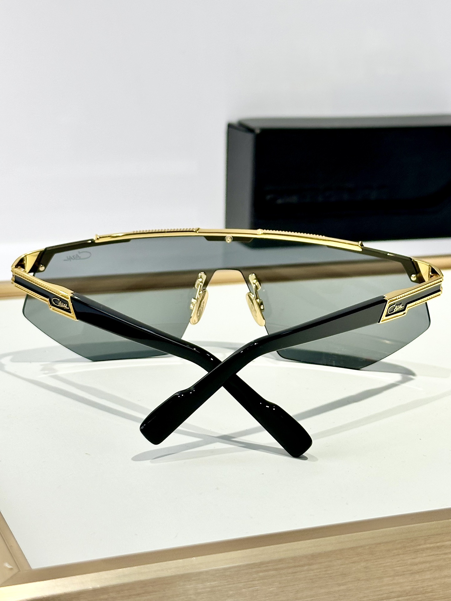  Cazal
MODEL：M889
SIZE：158口0-135
