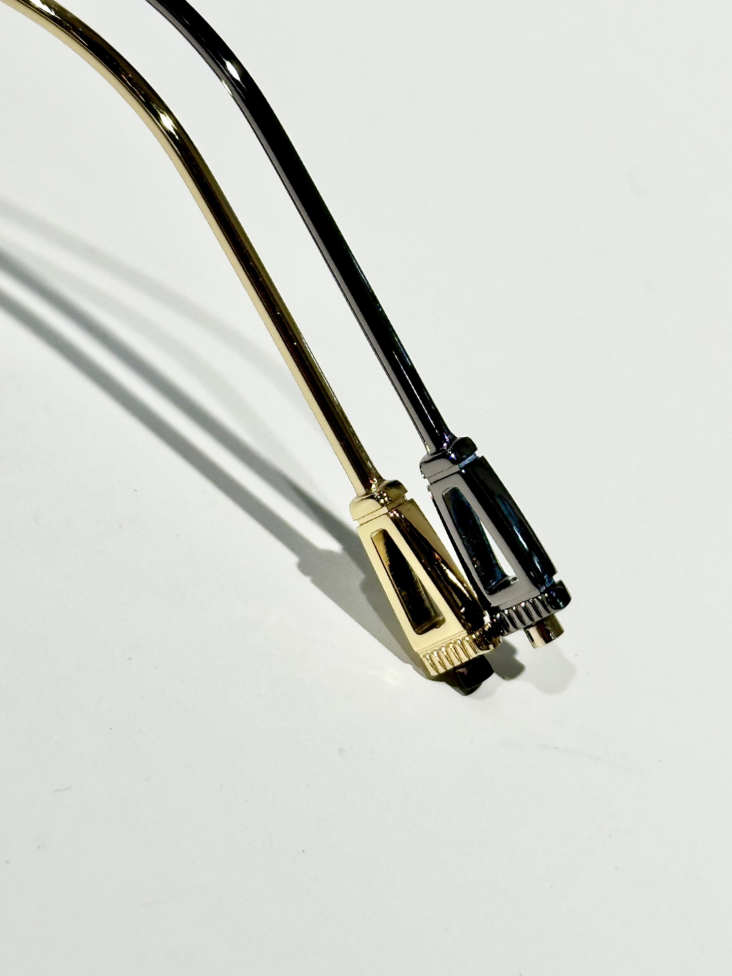  THENR
MODELSCUD
SIZE61口11-145

