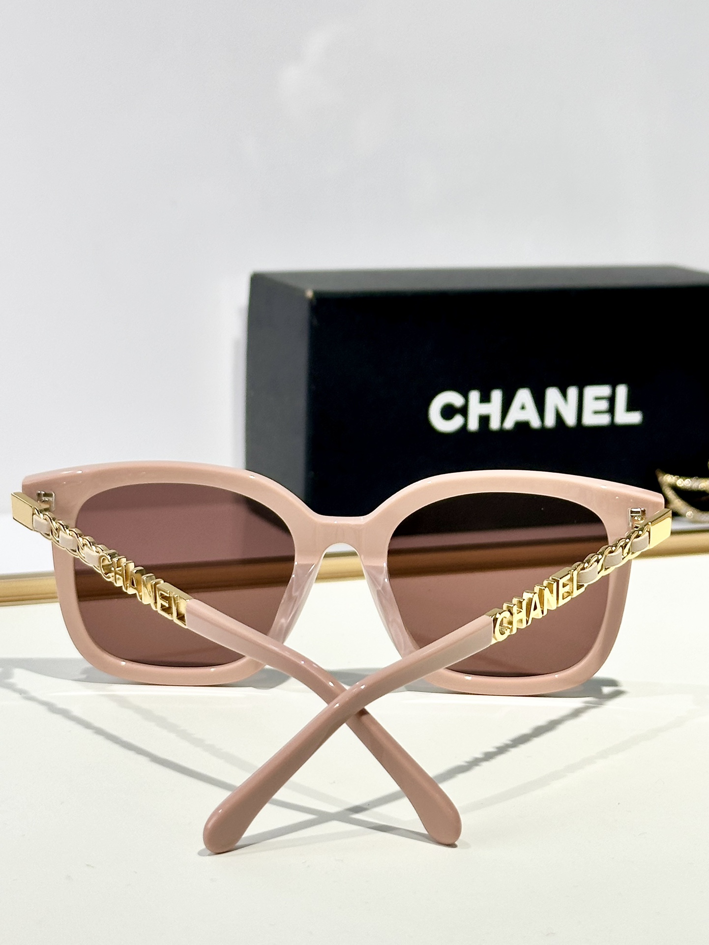  CHANEL
MOD：CH6356
Size：57口14-145
