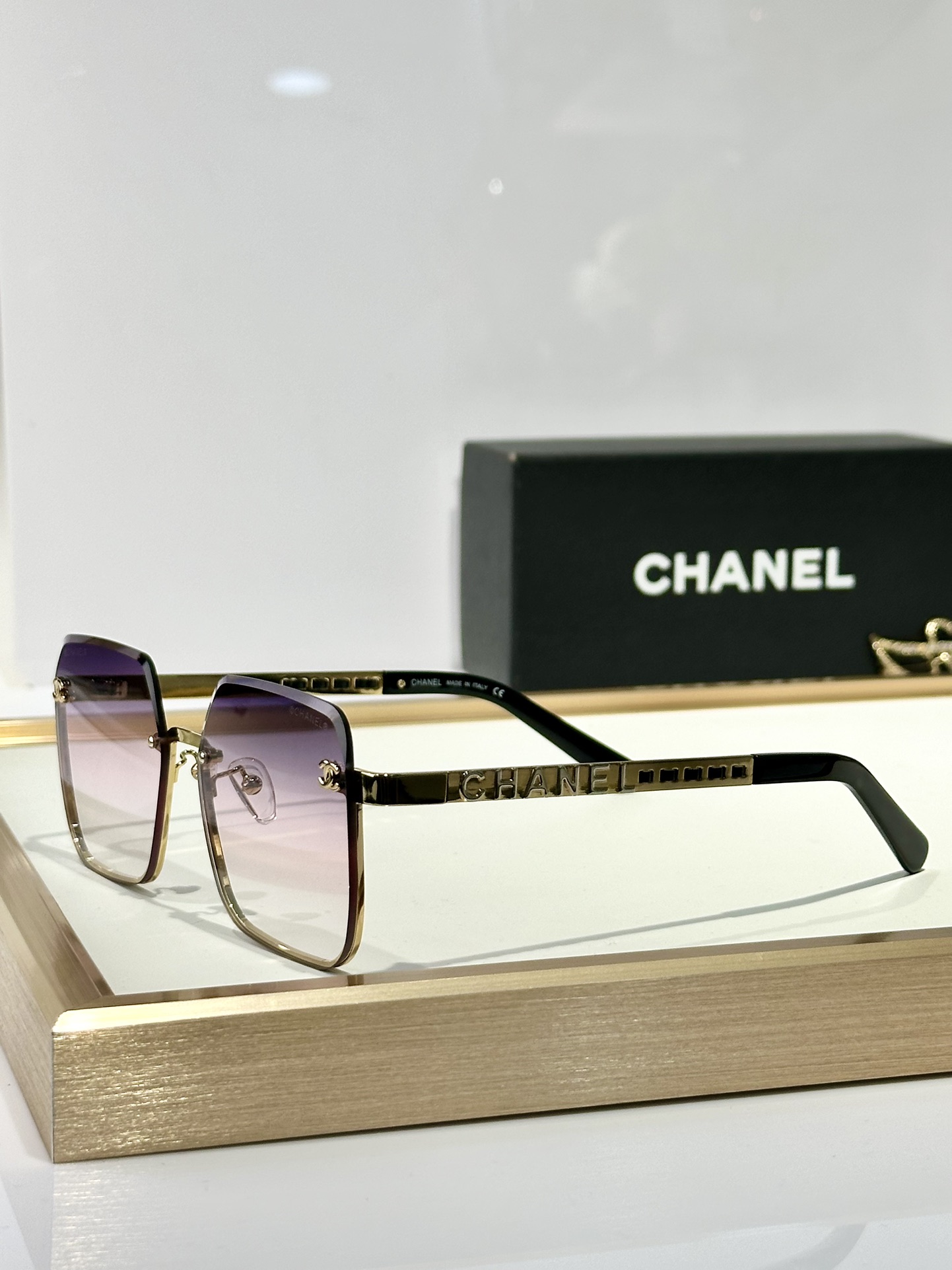  CHANEL
MOD：CH7357
Size：56口16-145
