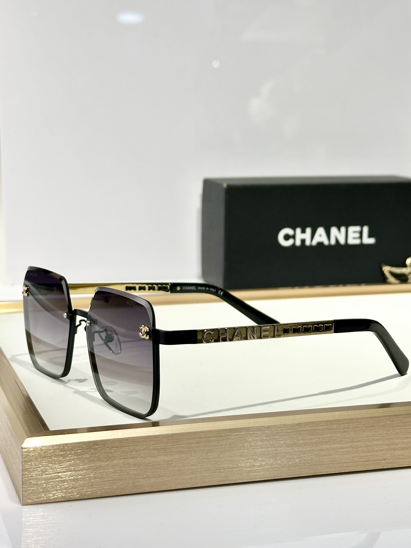  CHANEL
MOD：CH7357
Size：56口16-145
