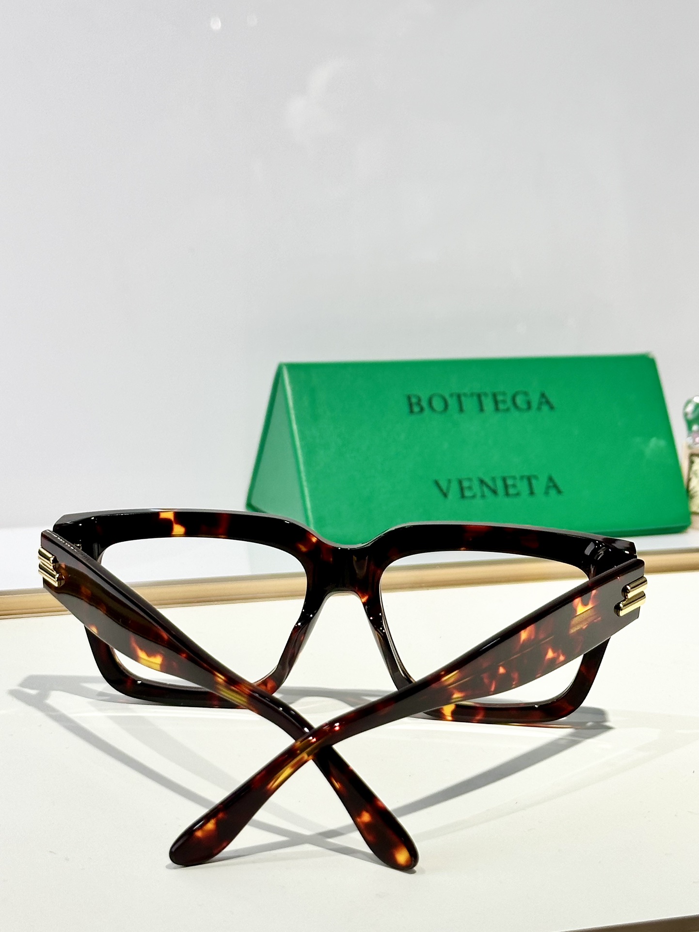  BOTTEGA VENETA
MOD：BV1324O
Size：53口14-140
