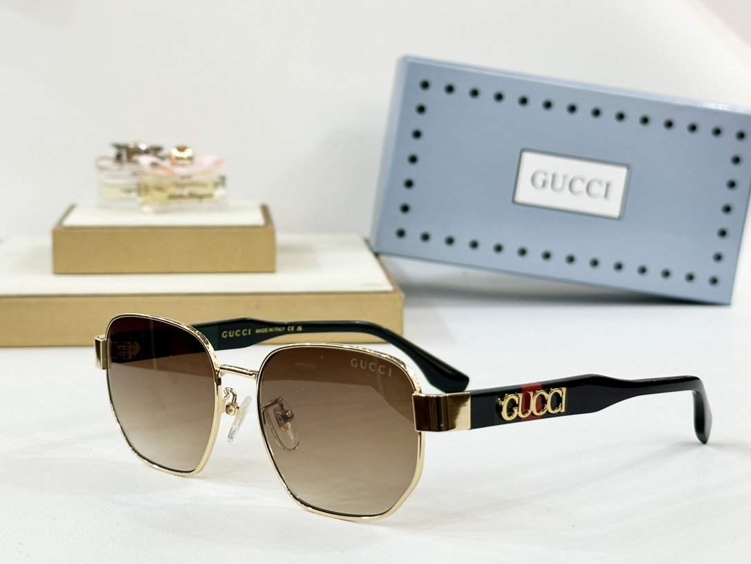  GUCCI
MOD：GG1407
Size：54口19-145

