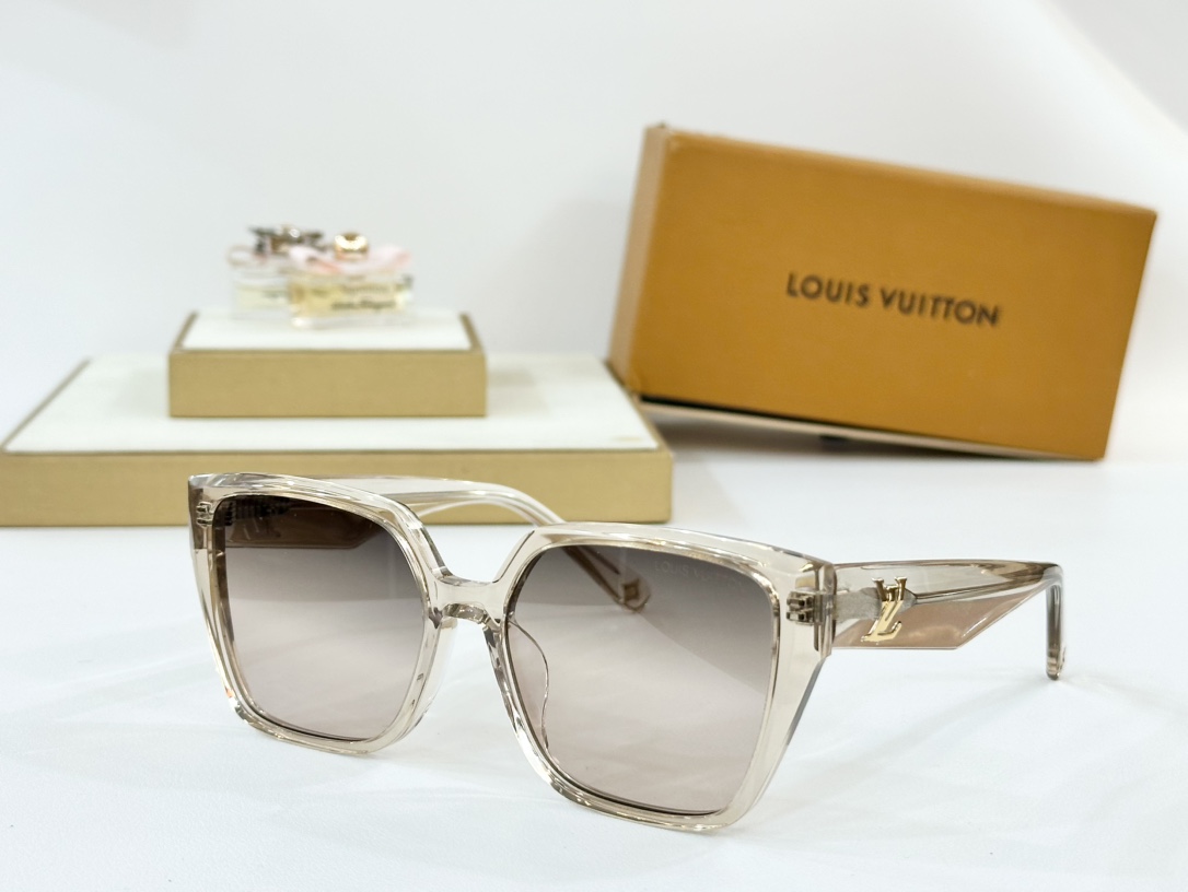  LOUIS VUITTON
MOD：Z1761
Size：54口18-140
