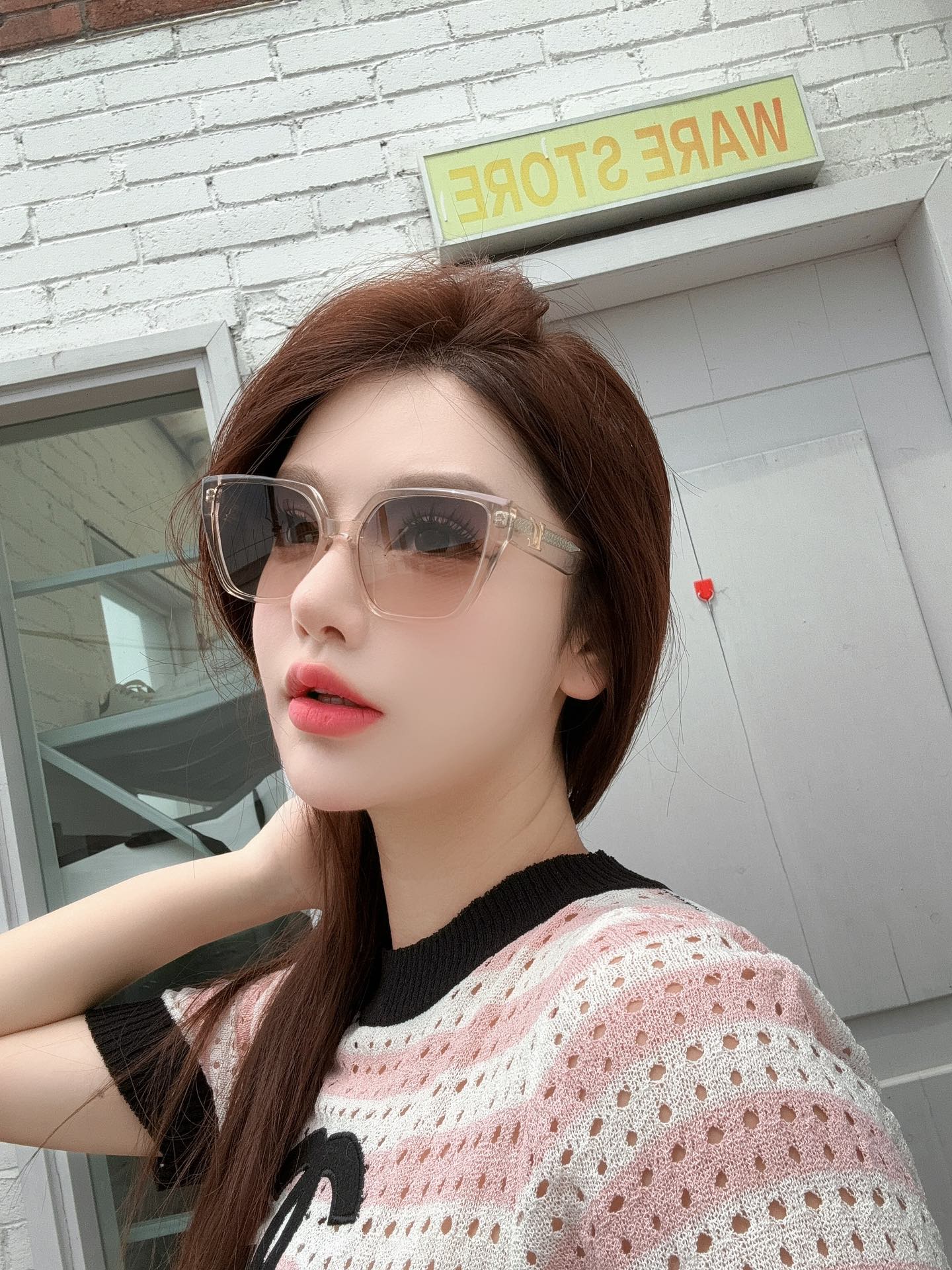  LOUIS VUITTON
MOD：Z1761
Size：54口18-140
