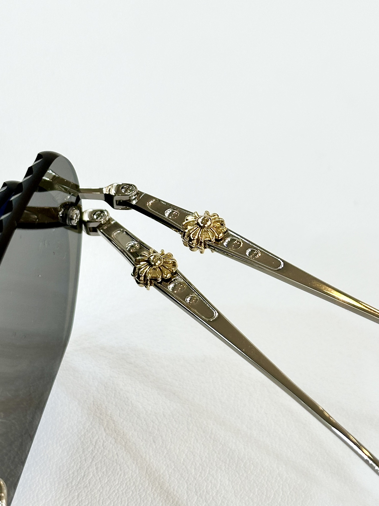  Chrome Hearts
MODEL CH9109
SIZE：57口21-142
