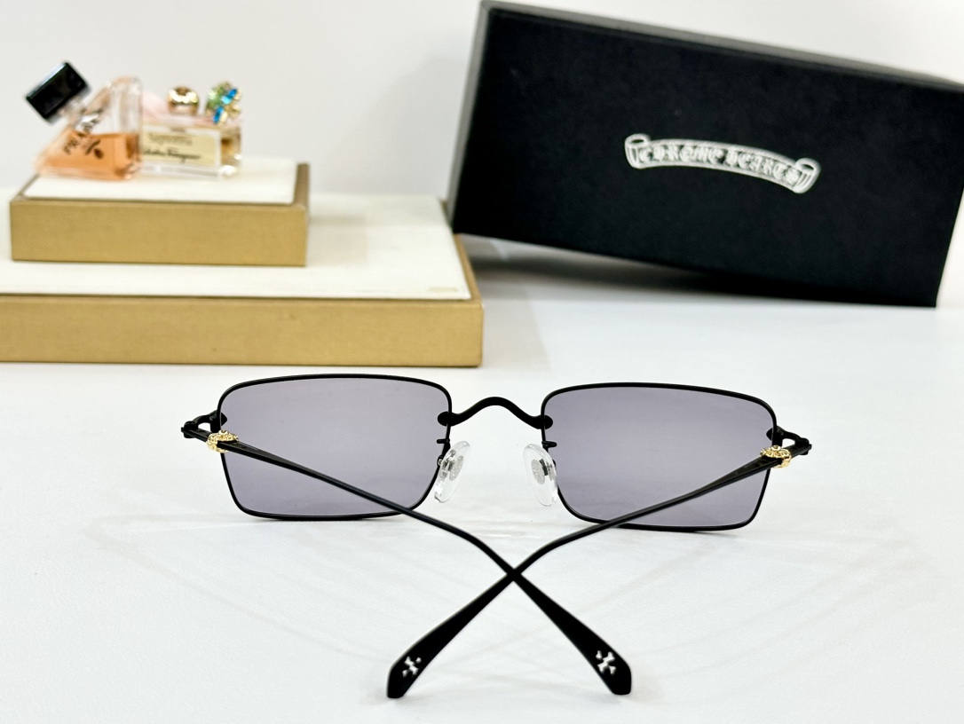  Chrome Hearts
MODEL CH9820
SIZE：53口21-145

