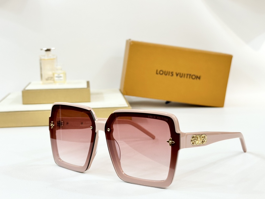  LOUIS VUITTON
MODELZ1618U
SIZE55口21-145
