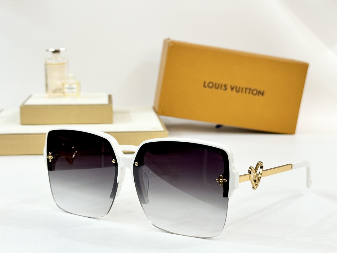  LOUIS VUITTON
MODELZ2025U
SIZE58口19-145
