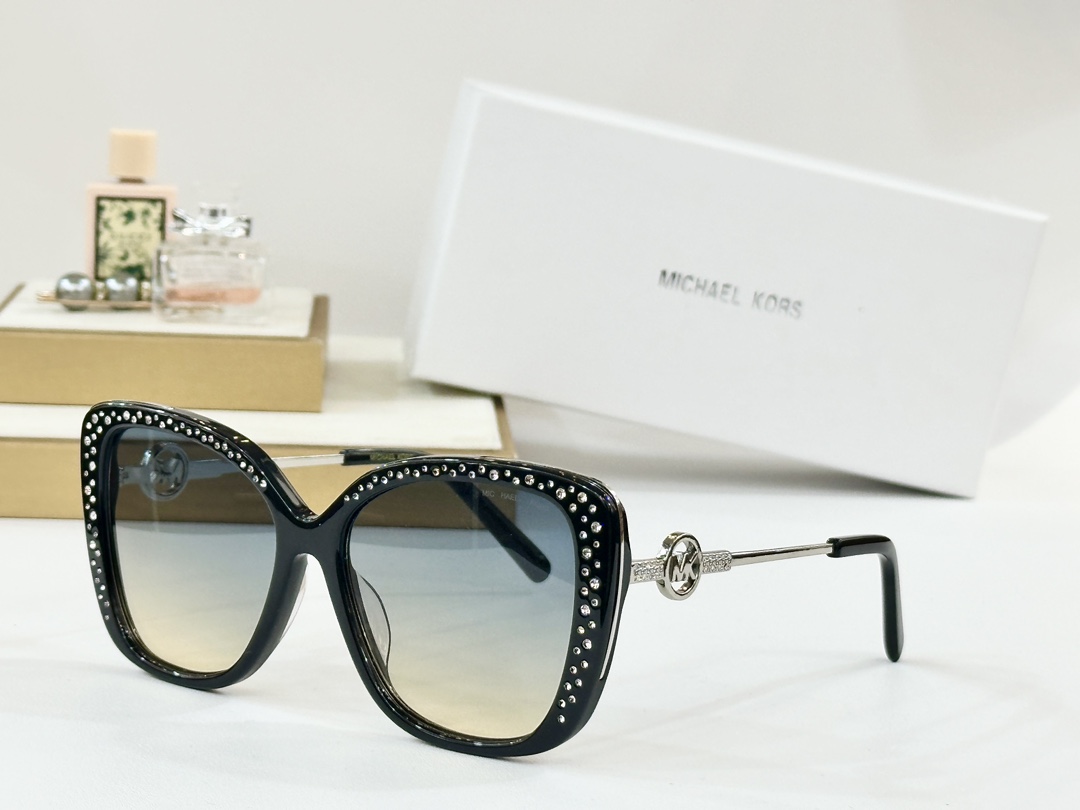  MICHAEL KORS
MODEL：MK 2161BU
SIZE：58口16-145
