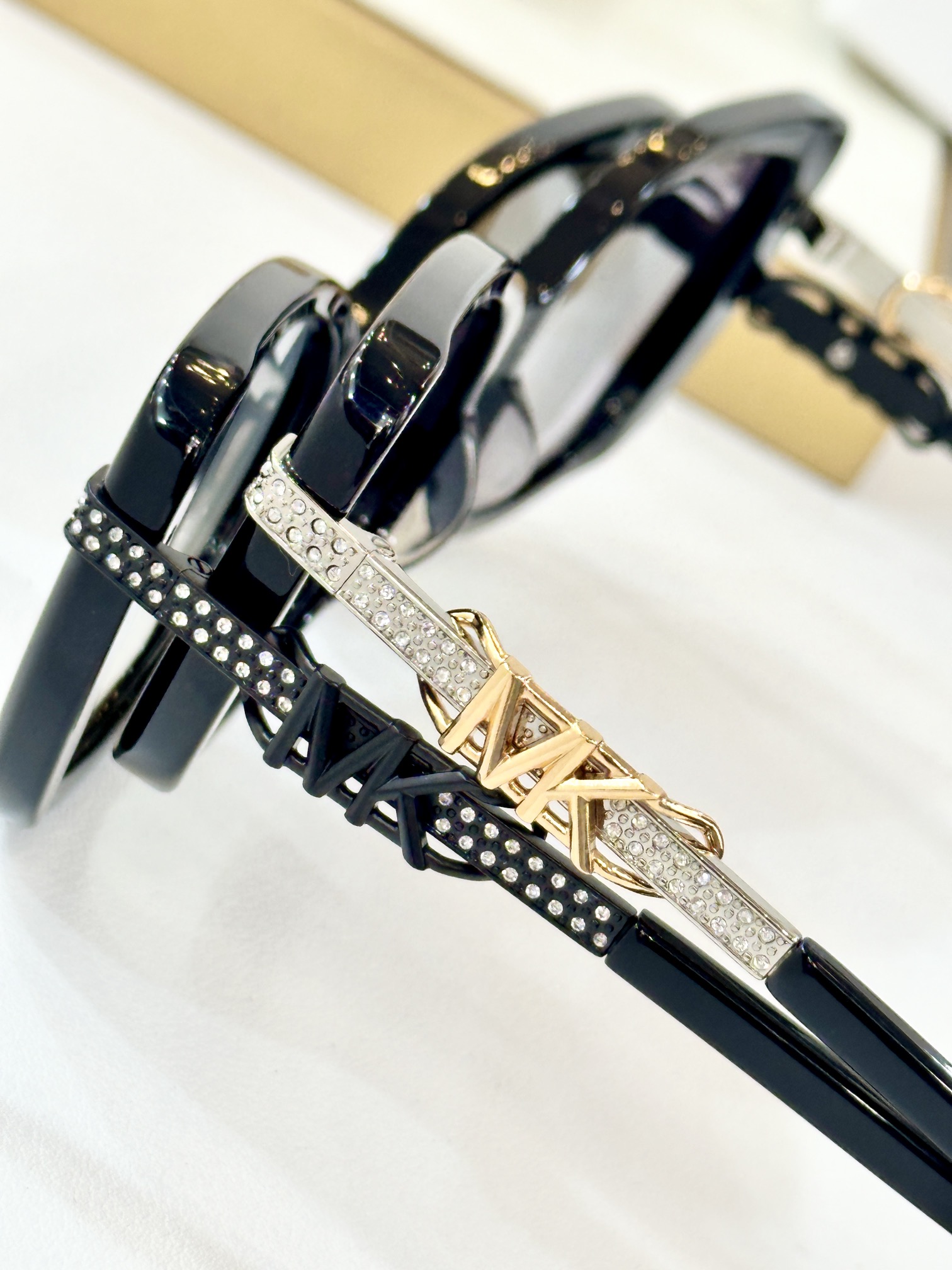  MICHAEL KORS
MODEL：MK 4125BU
SIZE：52口10-140
