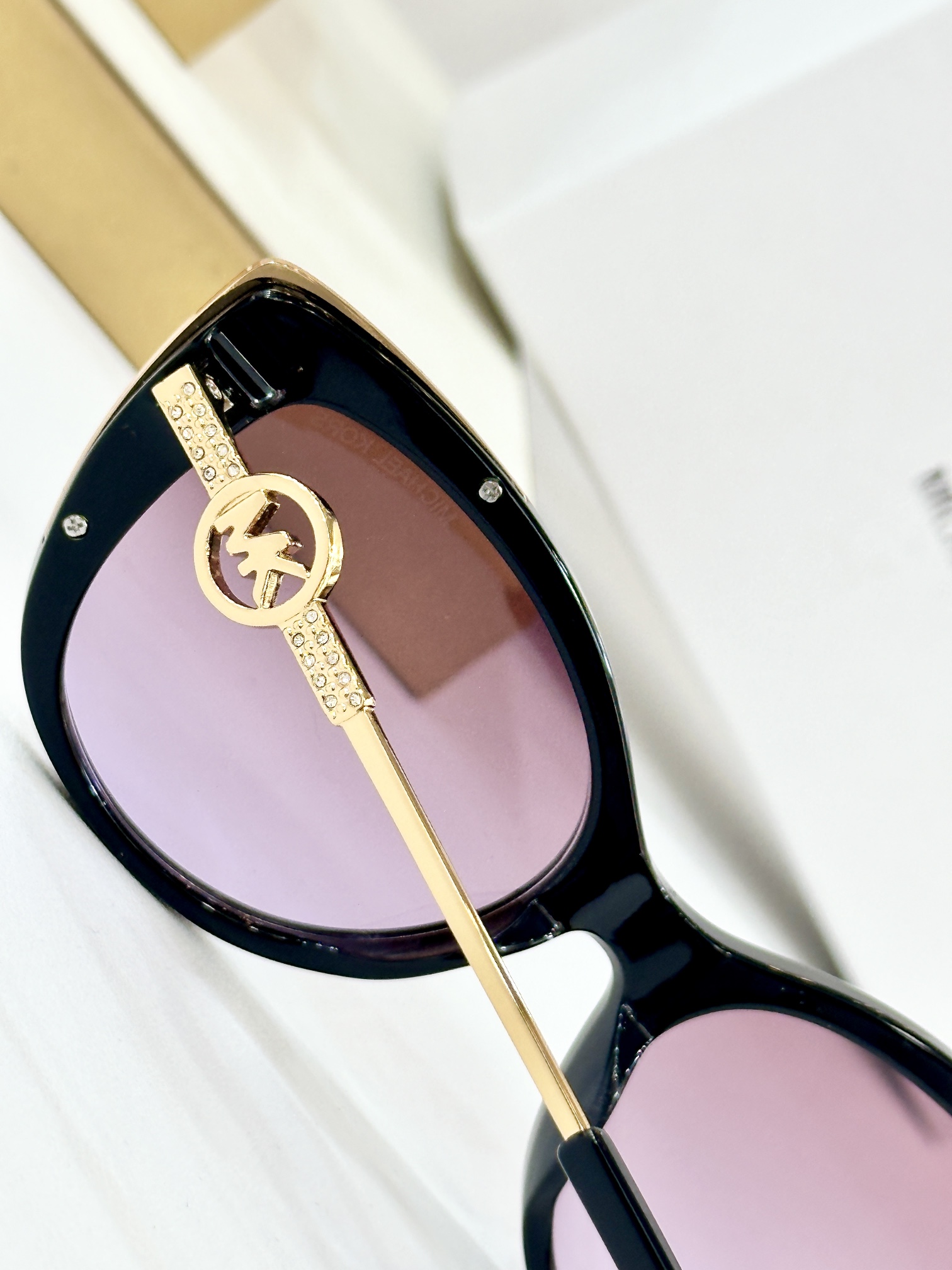  MICHAEL KORS
MODEL：MK 2127BU
SIZE：55口18-145
