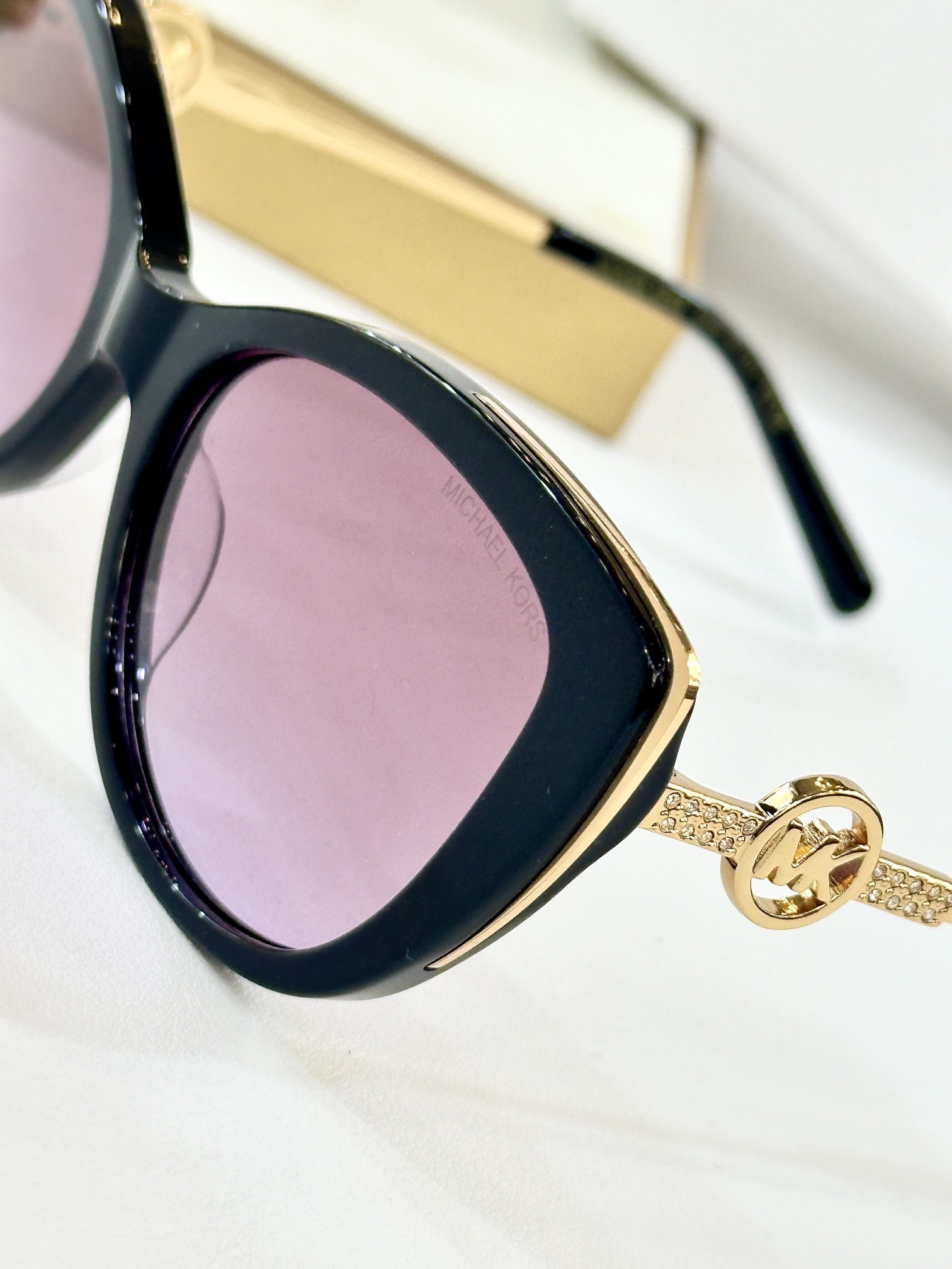  MICHAEL KORS
MODEL：MK 2127BU
SIZE：55口18-145
