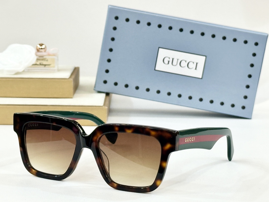   GUCC*
MODEL：GG1626
SIZE：51口22-145
