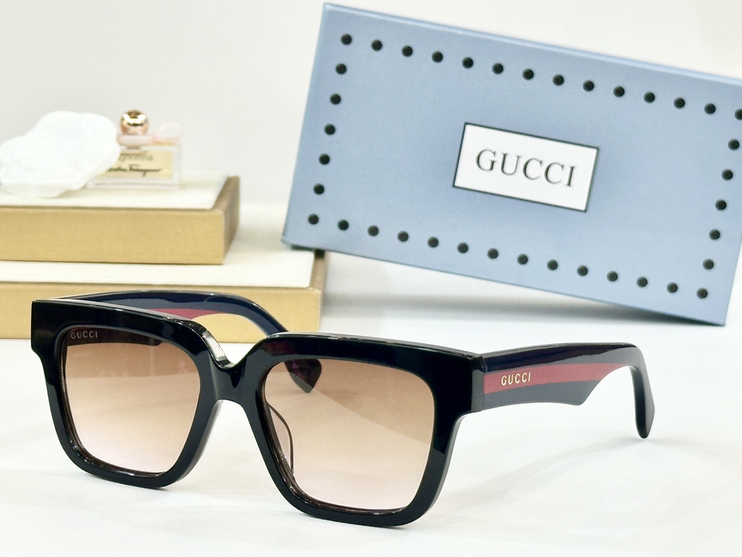  GUCC*
MODEL：GG1626
SIZE：51口22-145
