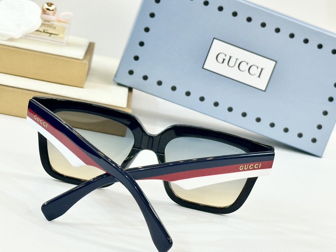   GUCC*
MODEL：GG1626
SIZE：51口22-145
