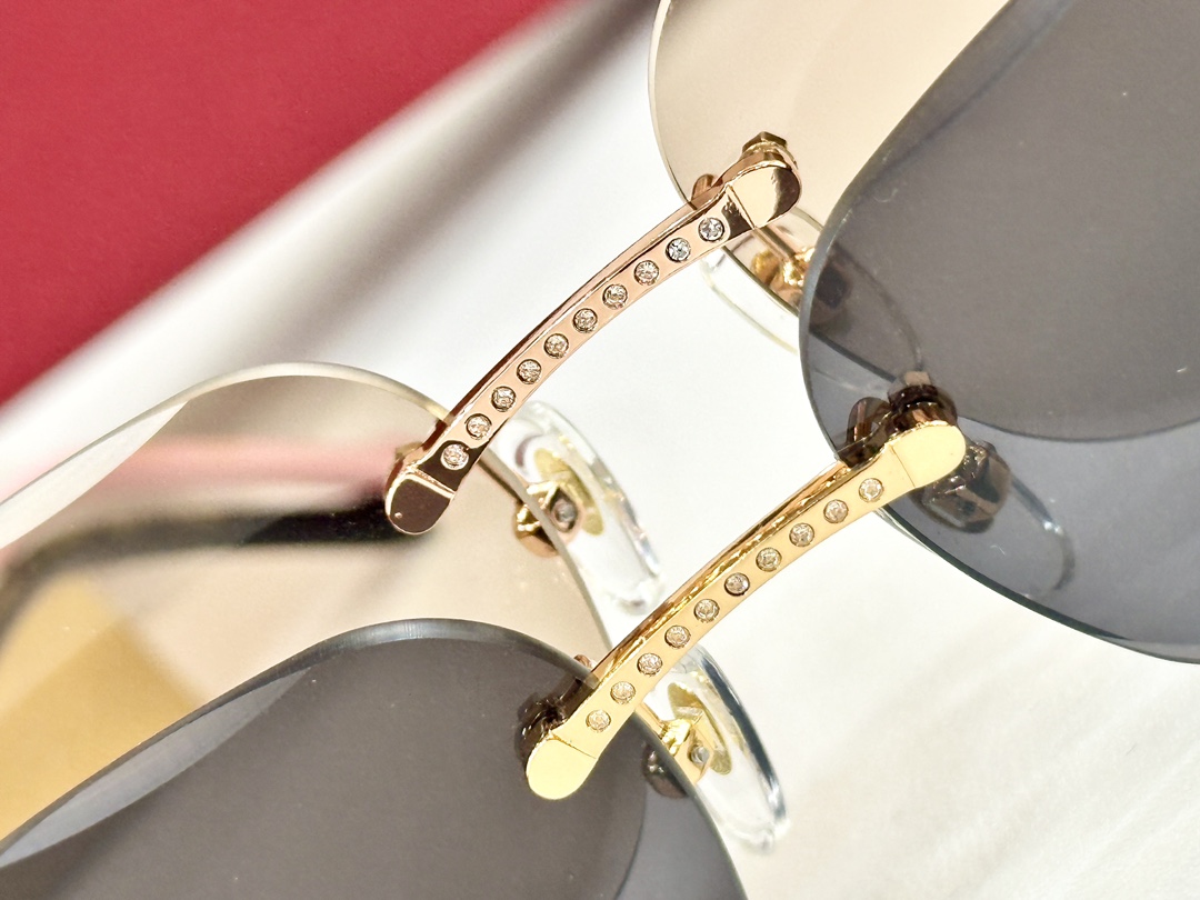  Cartier
MOD：CT0687S
Size：57口17 145
