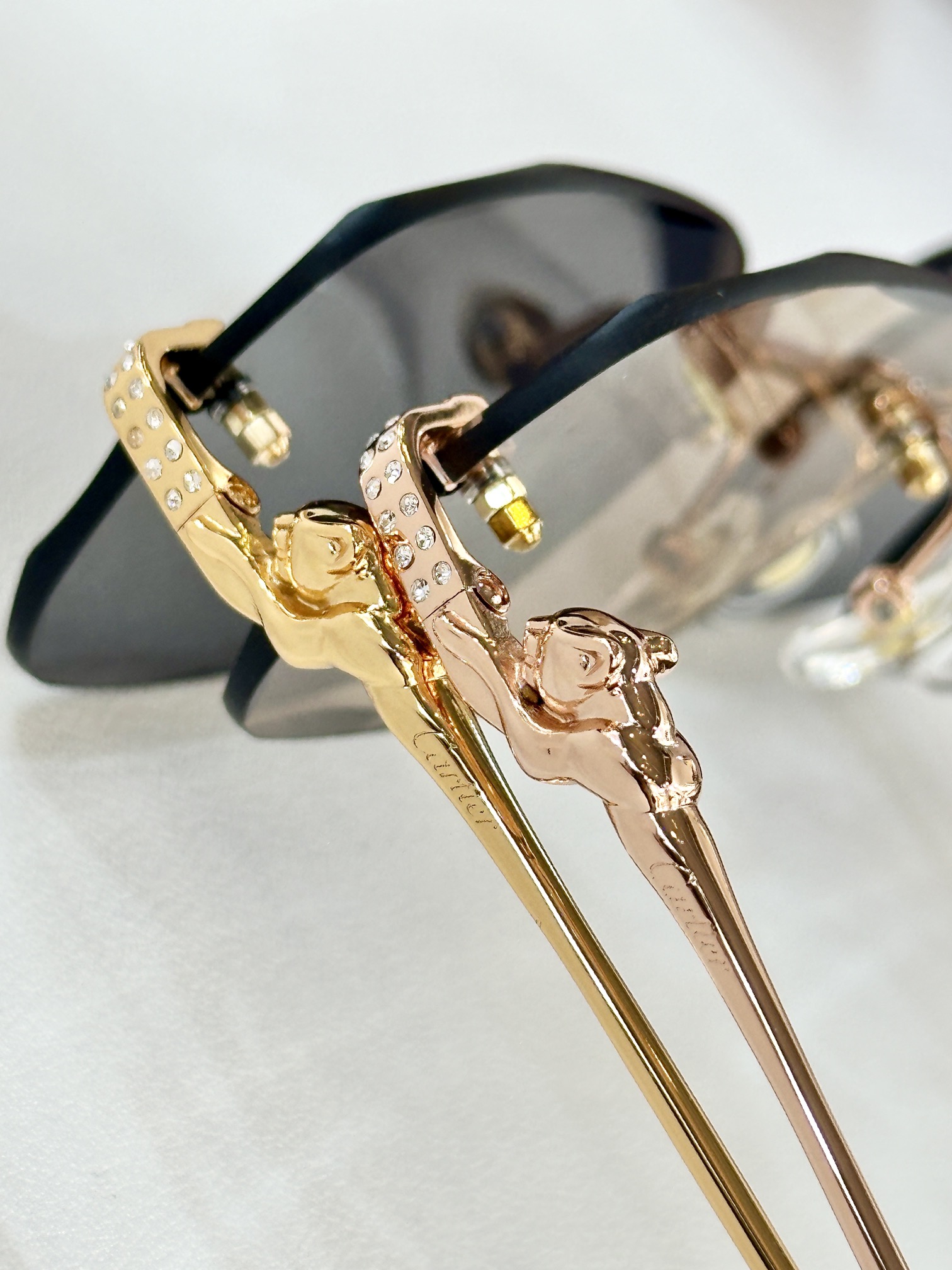  Cartier
MOD：CT0687S
Size：57口17 145
