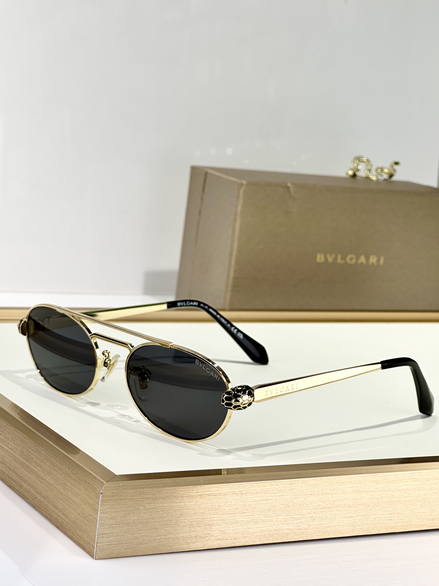  BVLGARI
MODBV40083I
SIZE56口19 140

