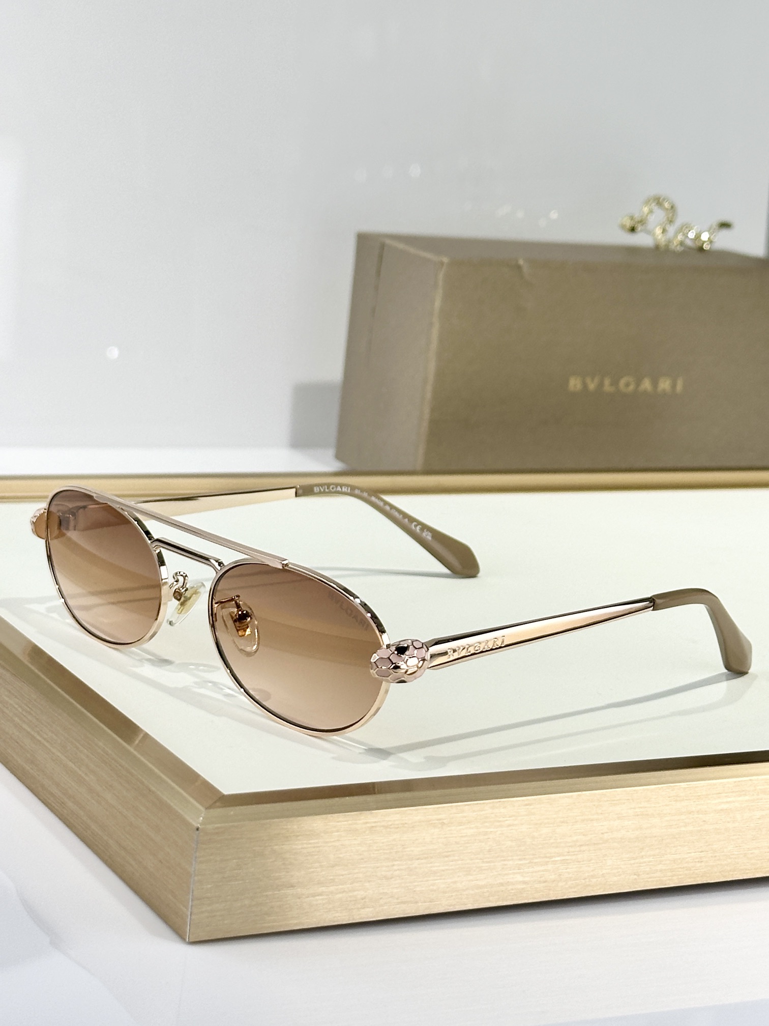  BVLGARI
MODBV40083I
SIZE56口19 140

