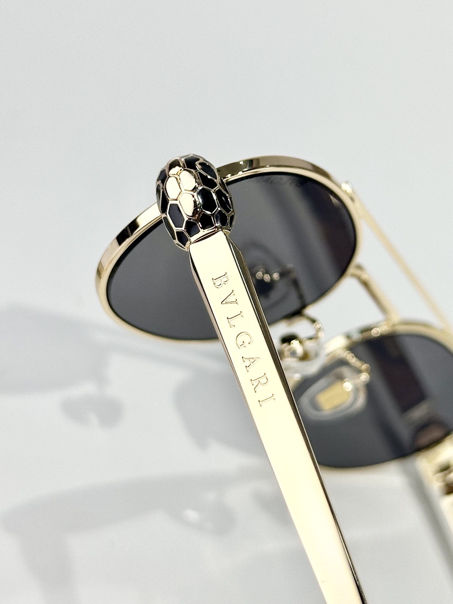  BVLGARI
MODBV40083I
SIZE56口19 140
