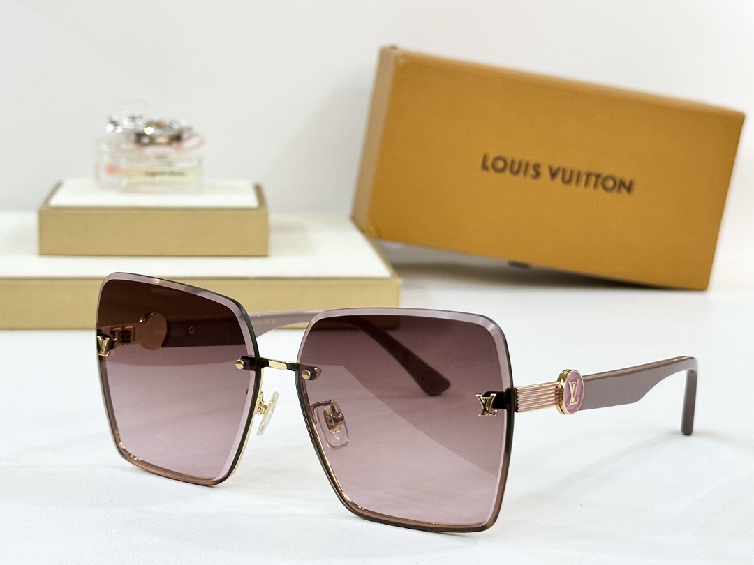 LOUIS VUITTON
MOD：Z1874
Size：61口13-148
