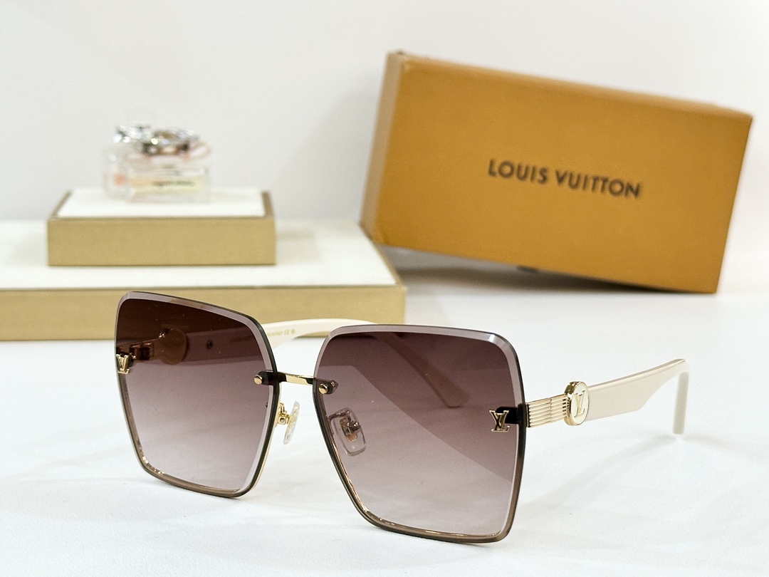  LOUIS VUITTON
MOD：Z1874
Size：61口13-148
