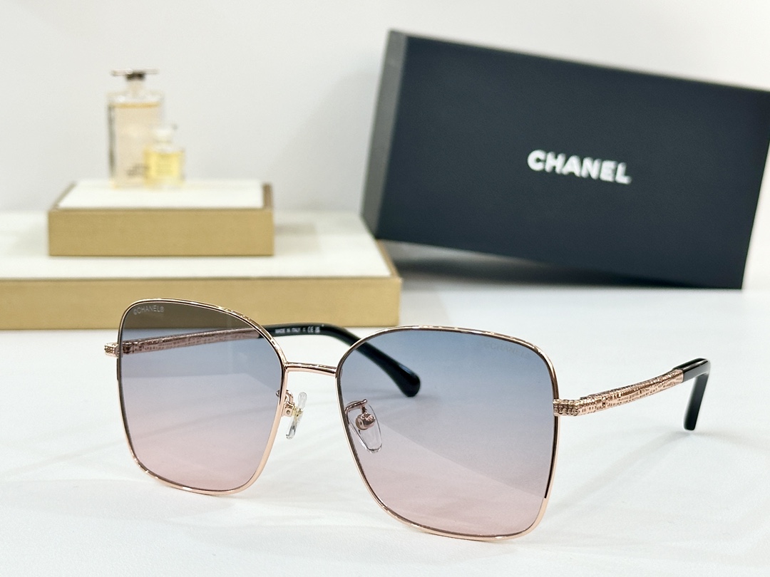  CHANEL
MOD：2216
Size：57口16-145

