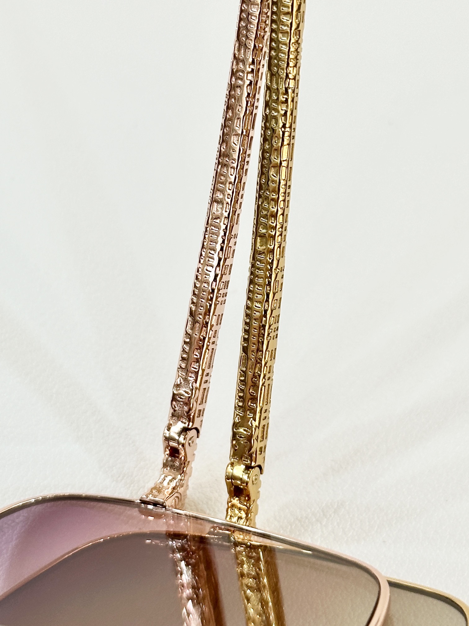  CHANEL
MOD：2217
Size：53口16-145
