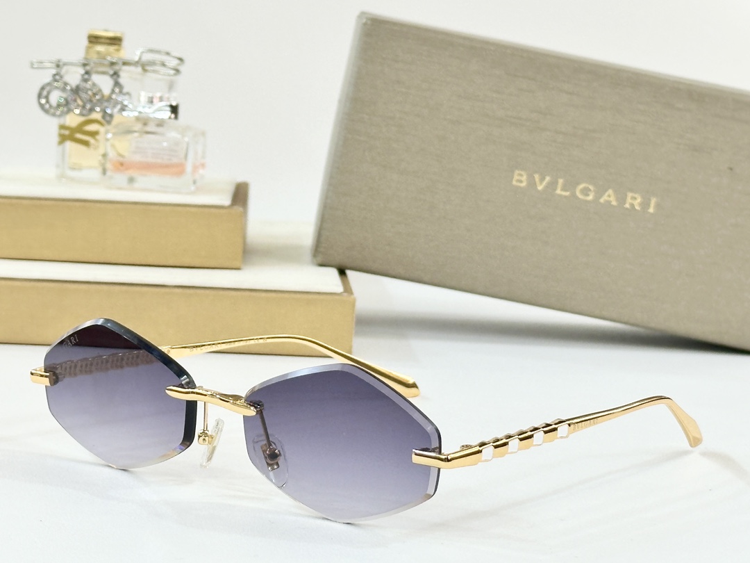  BVLGARI
MOD：BV40033U
Size：59口14-145
