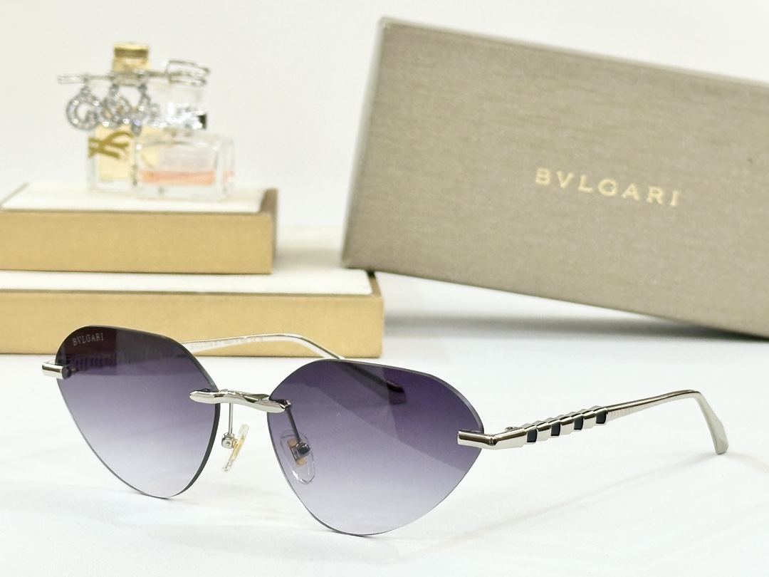  BVLGARI
MOD：BV40032U
Size：59口14-145
