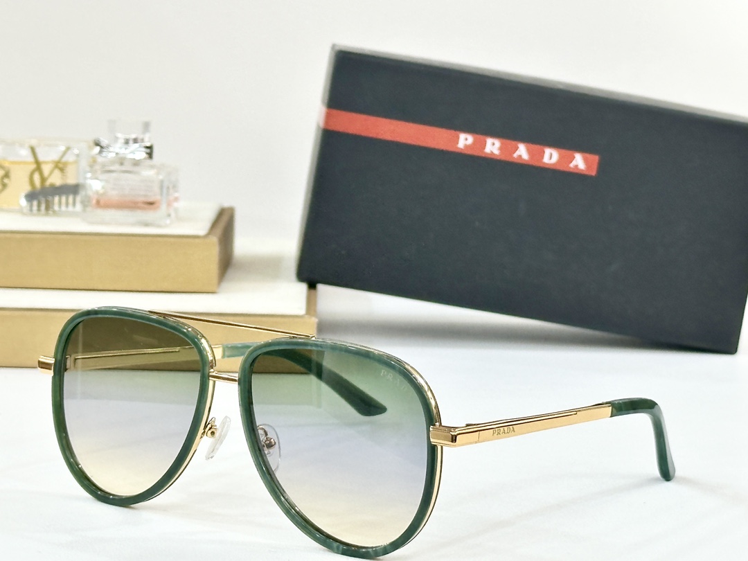  PRADA
MOD：PR 187VS
Size：59口15 145

