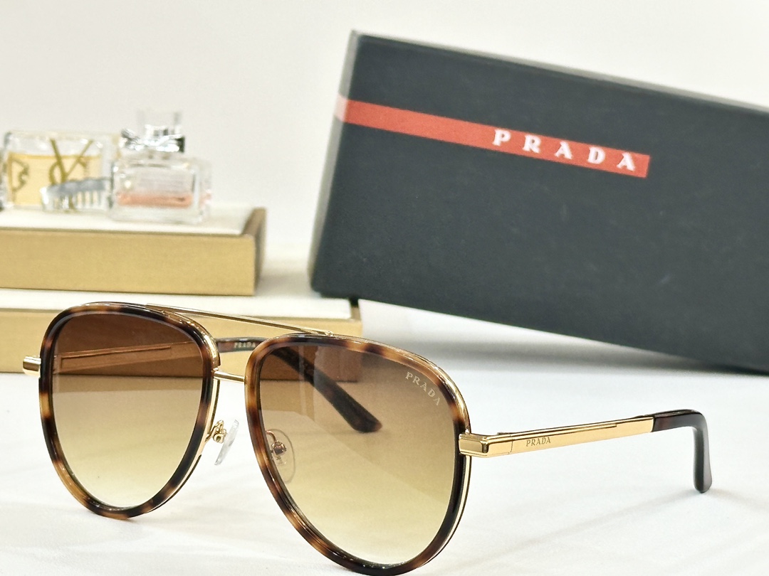  PRADA
MOD：PR 187VS
Size：59口15 145

