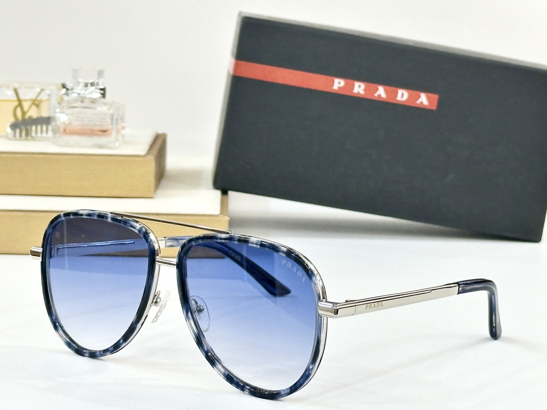  PRADA
MOD：PR 187VS
Size：59口15 145

