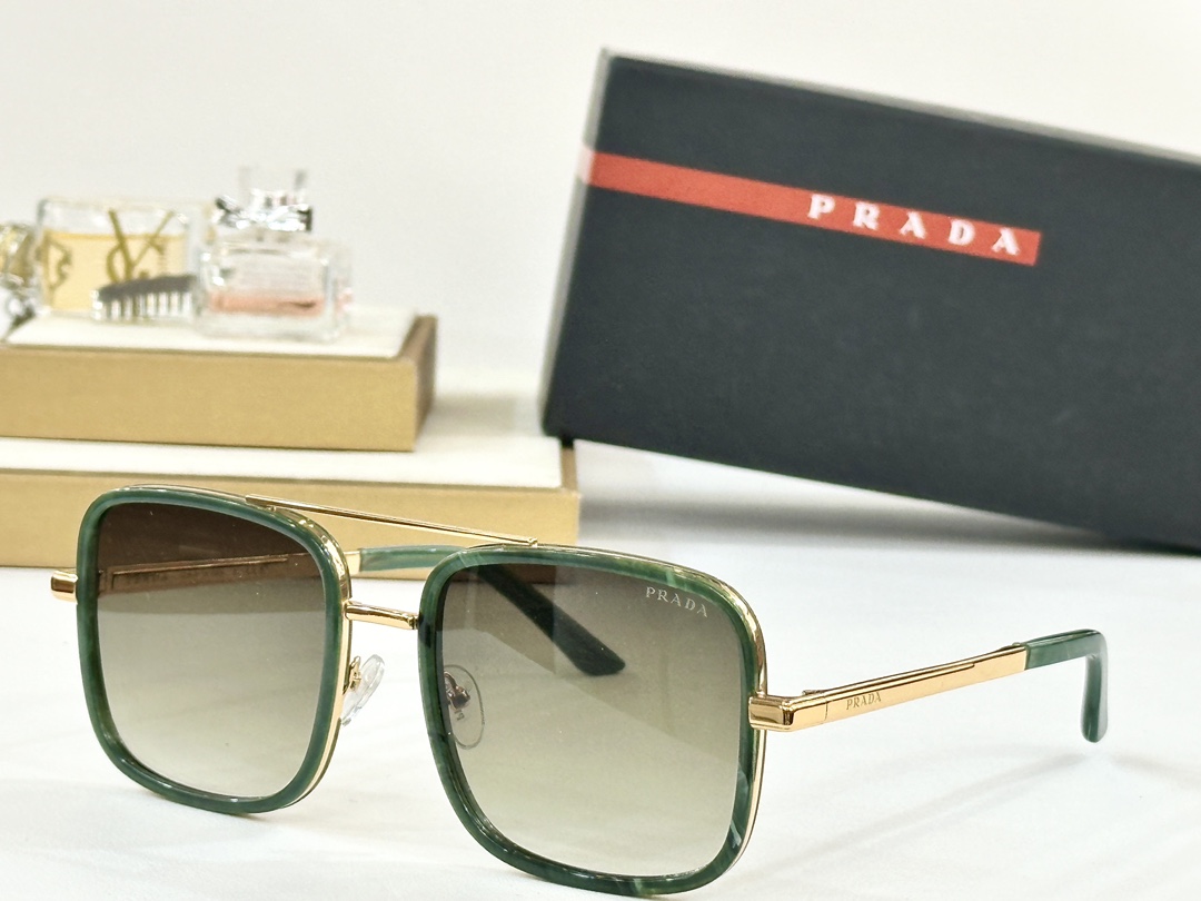  PRADA
MOD：PR 188VS
Size：57口20 145

