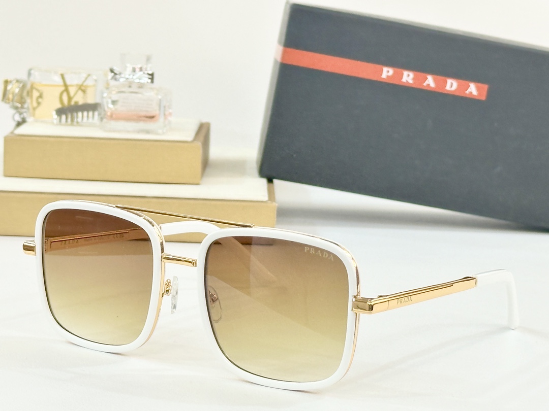  PRADA
MOD：PR 188VS
Size：57口20 145

