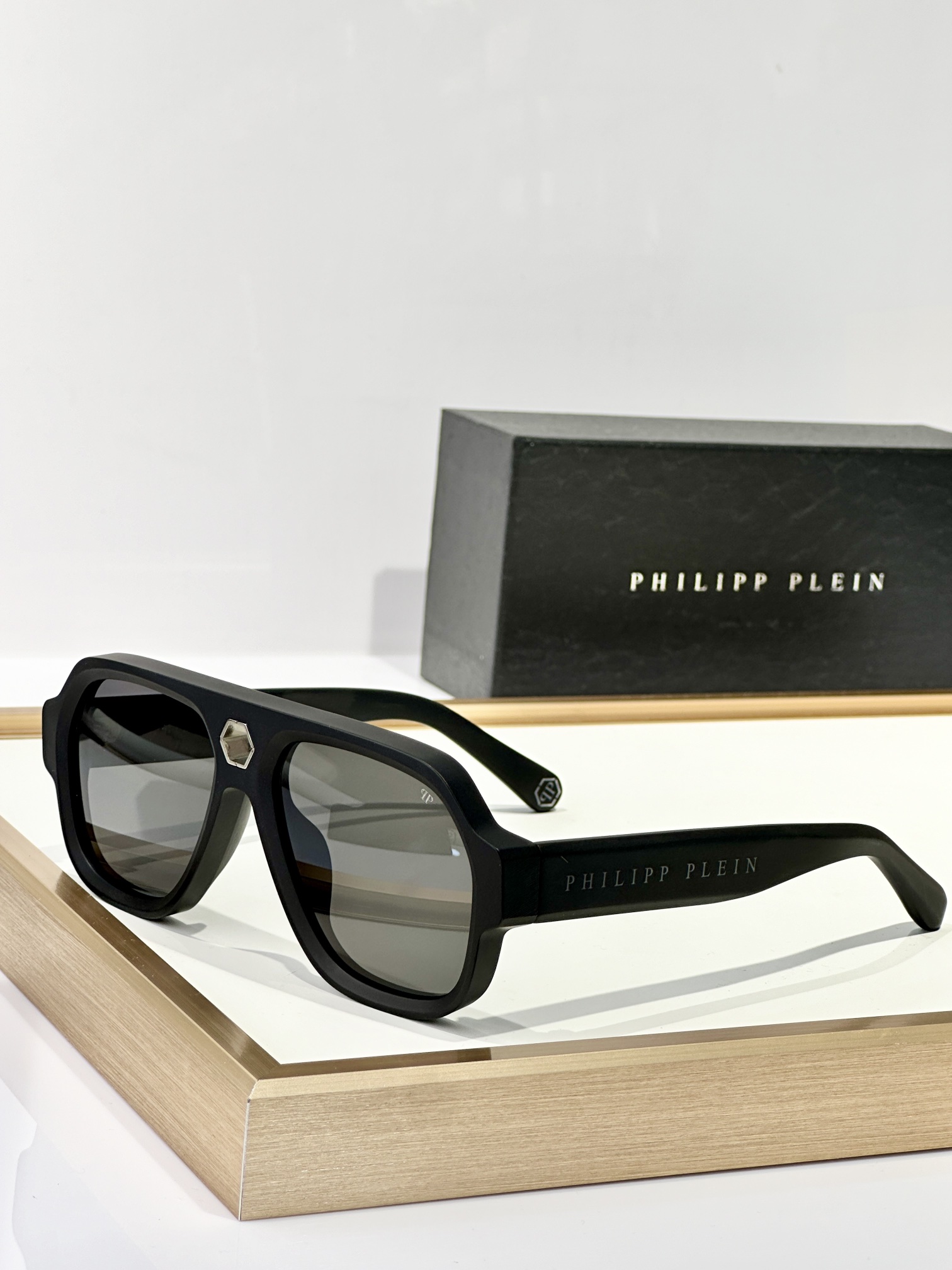  PHILIPP PLELN
MOD：SP
Size：58口16 150
