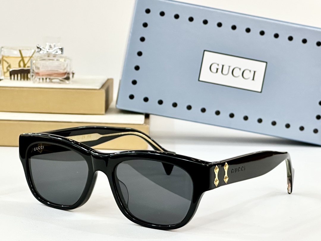  GUCCI
MOD：GG1706S
Size：55口18-145
