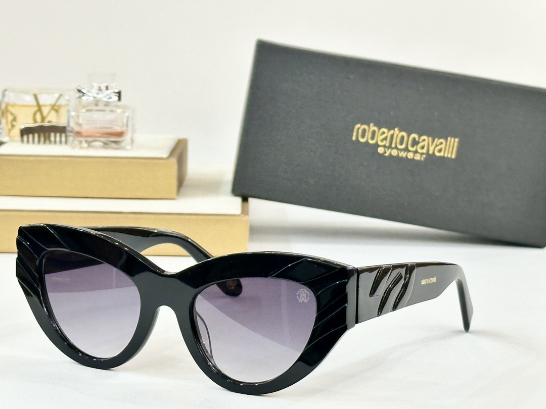  Roberto Cavalie*
MODEL：SRC009V
SIZE：51口21-145
