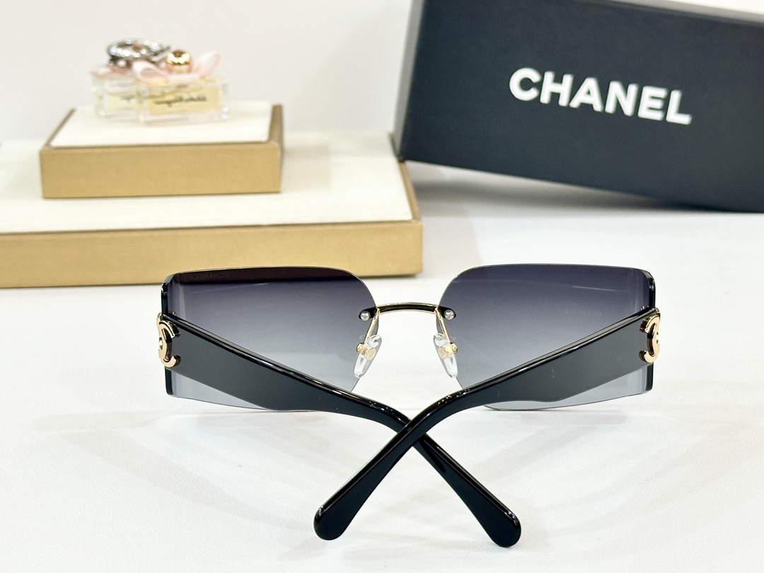  CHANEL
MOD：CH6092
Size：63-17-145
