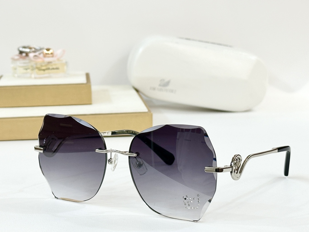  SWAROVSK*
MOD：SK3088
Size：60口17 140
