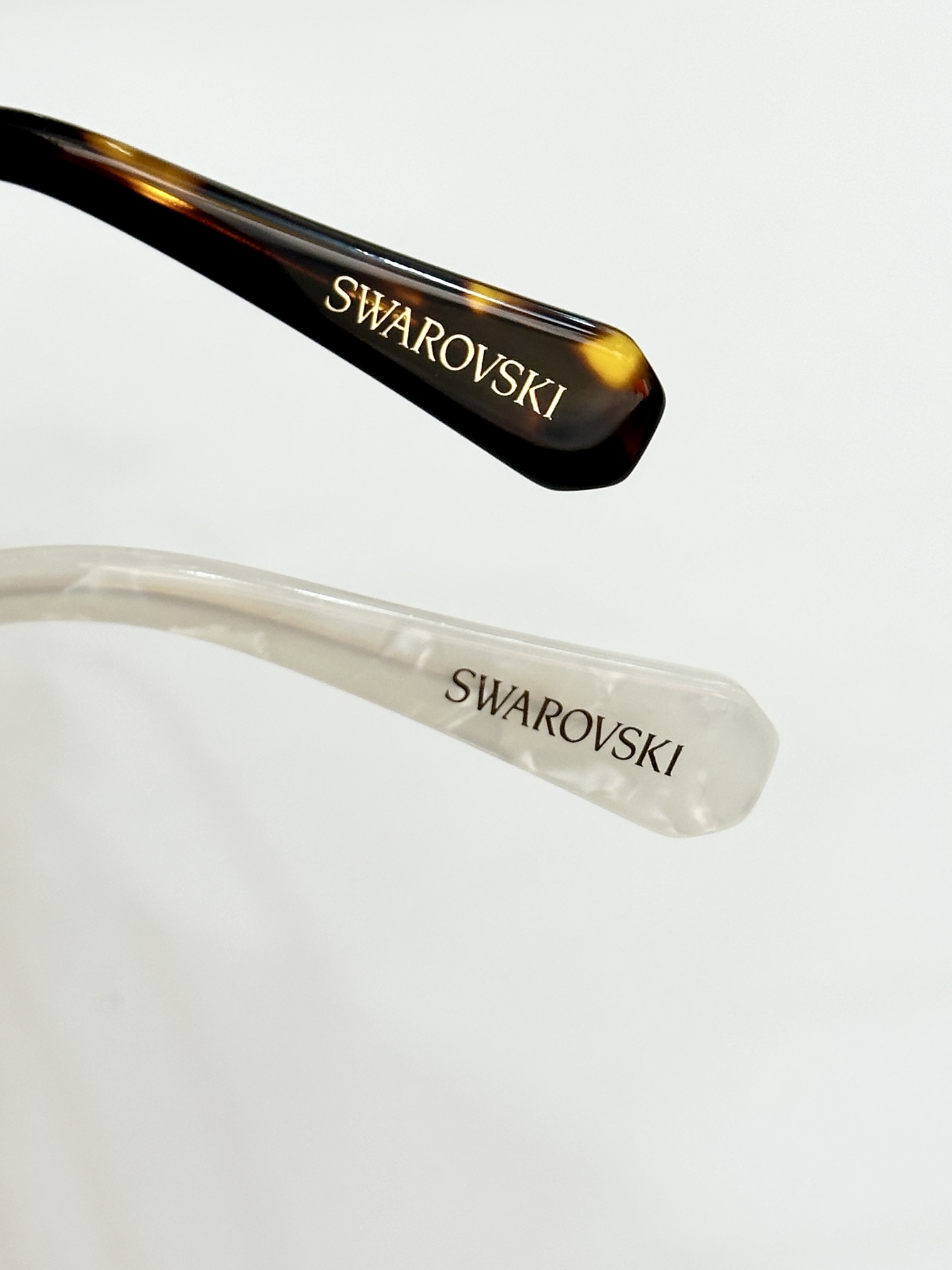  SWAROVSK*
MOD：SK3090
Size：60口17 140
