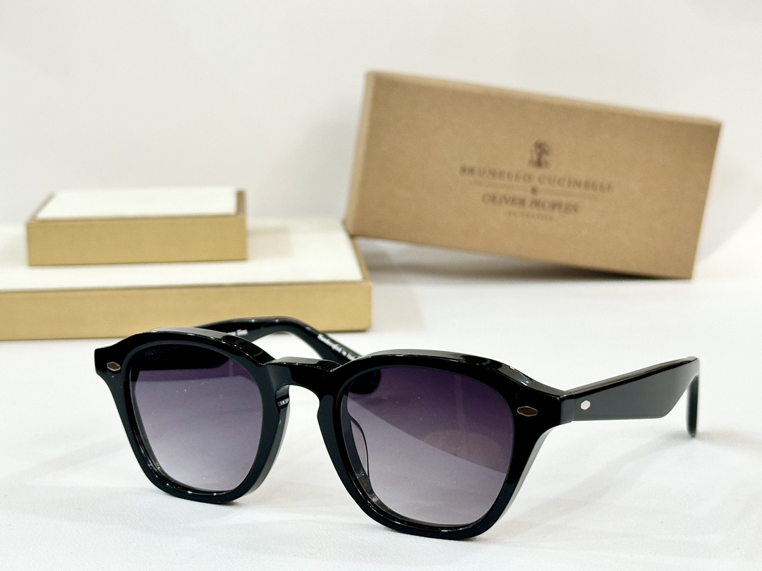  OLIVER PEOPLES
MODEL：OV5517SU 
SIZE：55口17-145
