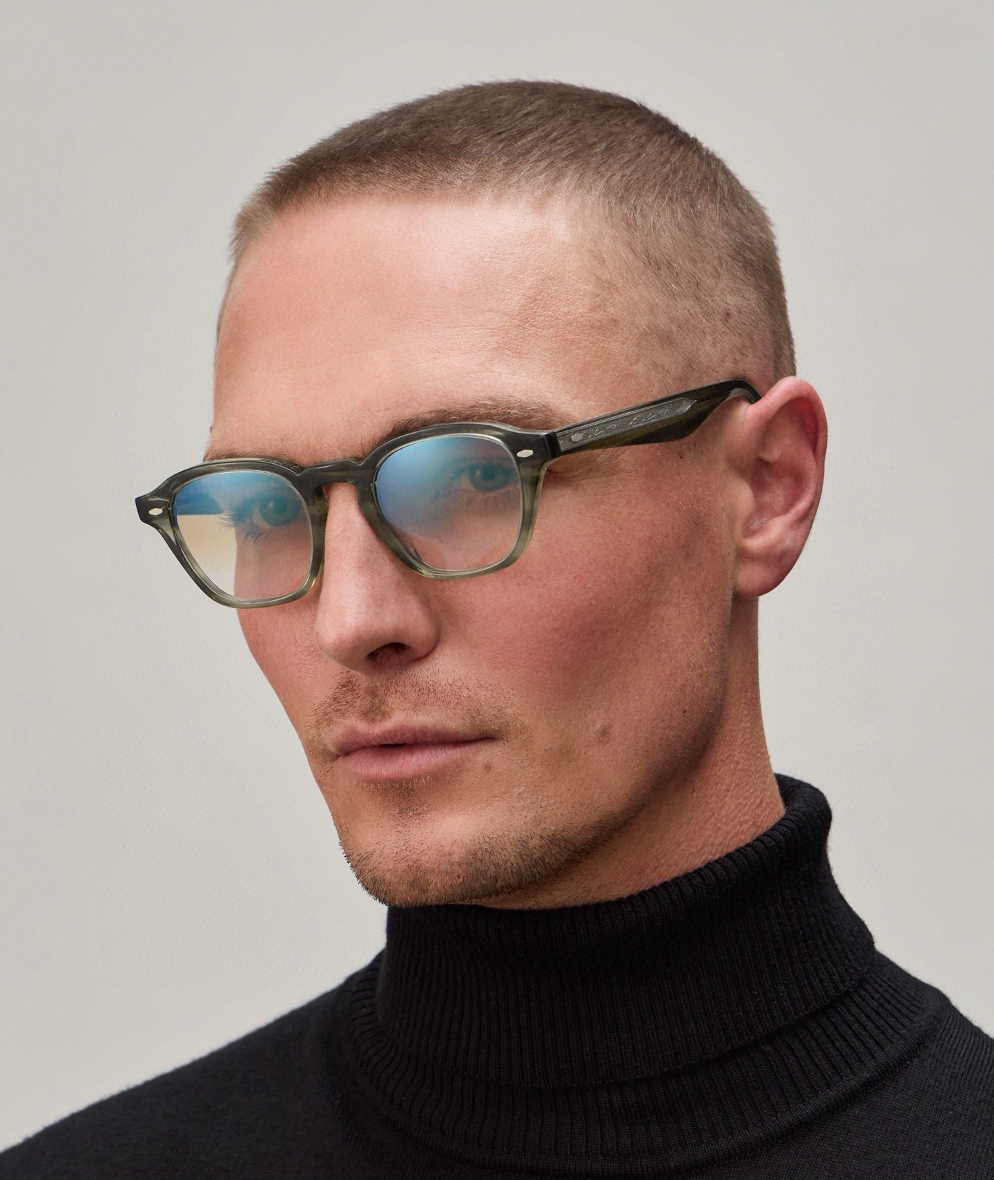  OLIVER PEOPLES
MODEL：OV5517SU 
SIZE：55口17-145
