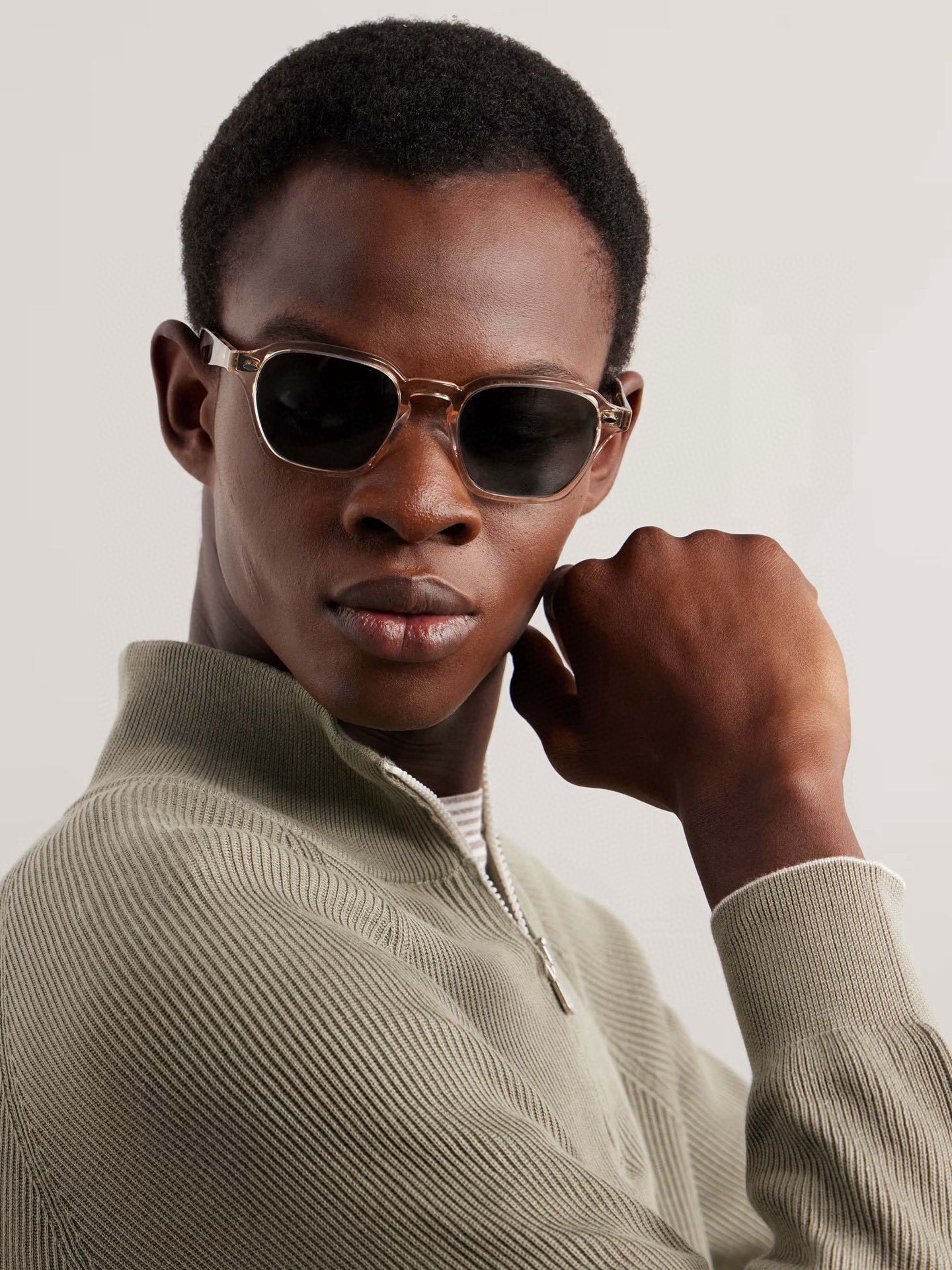  OLIVER PEOPLES
MODEL：OV5517SU 
SIZE：55口17-145
